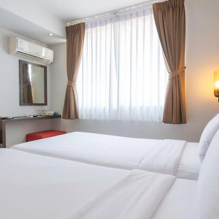 Pas Cher Hotel De Bangkok Exterior photo